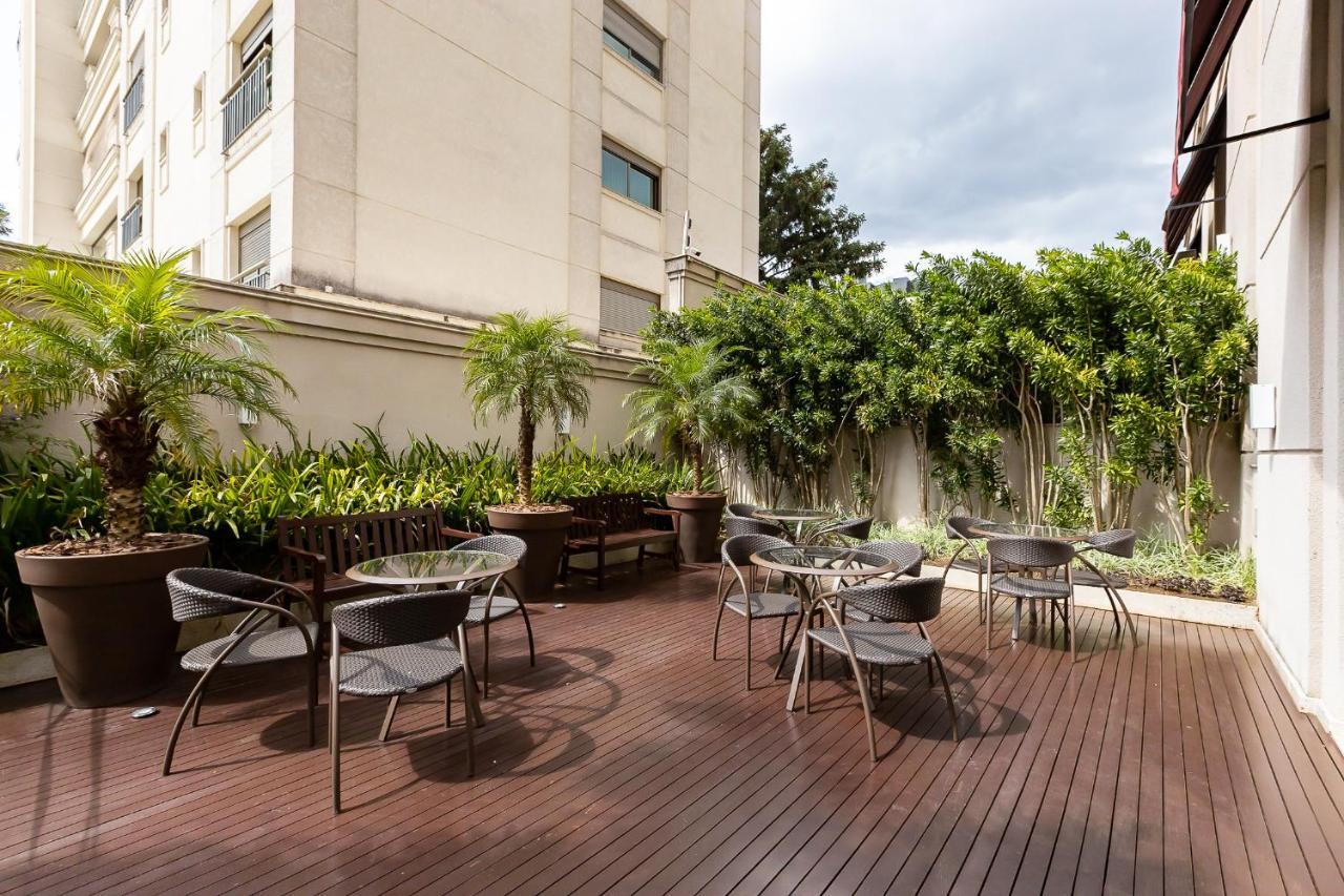 Apartamento Luxuoso Batel - 4 Minutos Do Shopping Patio Batel C/ Garagem, Piscina, Sauna E Academia